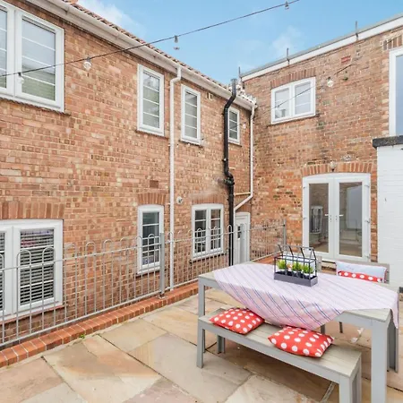 Quayside House Scarborough